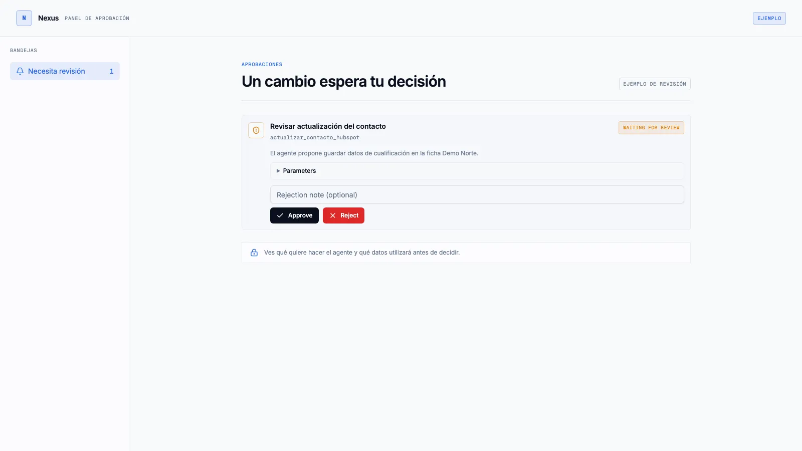 Panel de aprobación de Nexus con una actualización de HubSpot pendiente de revisión
